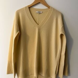 NakedCashmere V-Neck Cashmere Sweater in Chiffon XS